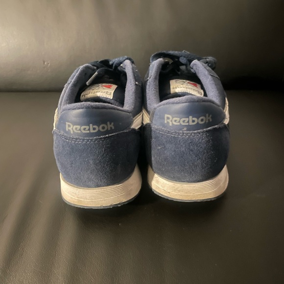 *Gently Used* Reebok Royal Ultra
Mens Size 11 - Picture 6 of 6